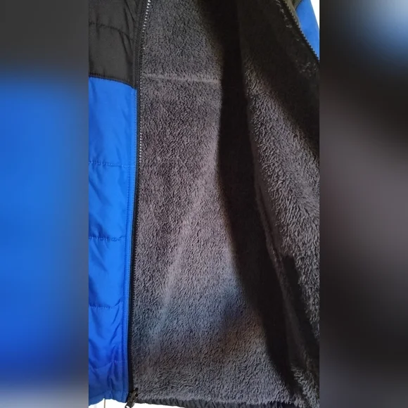 North Face Kids Reversible Jacket - Picture 6 of 11